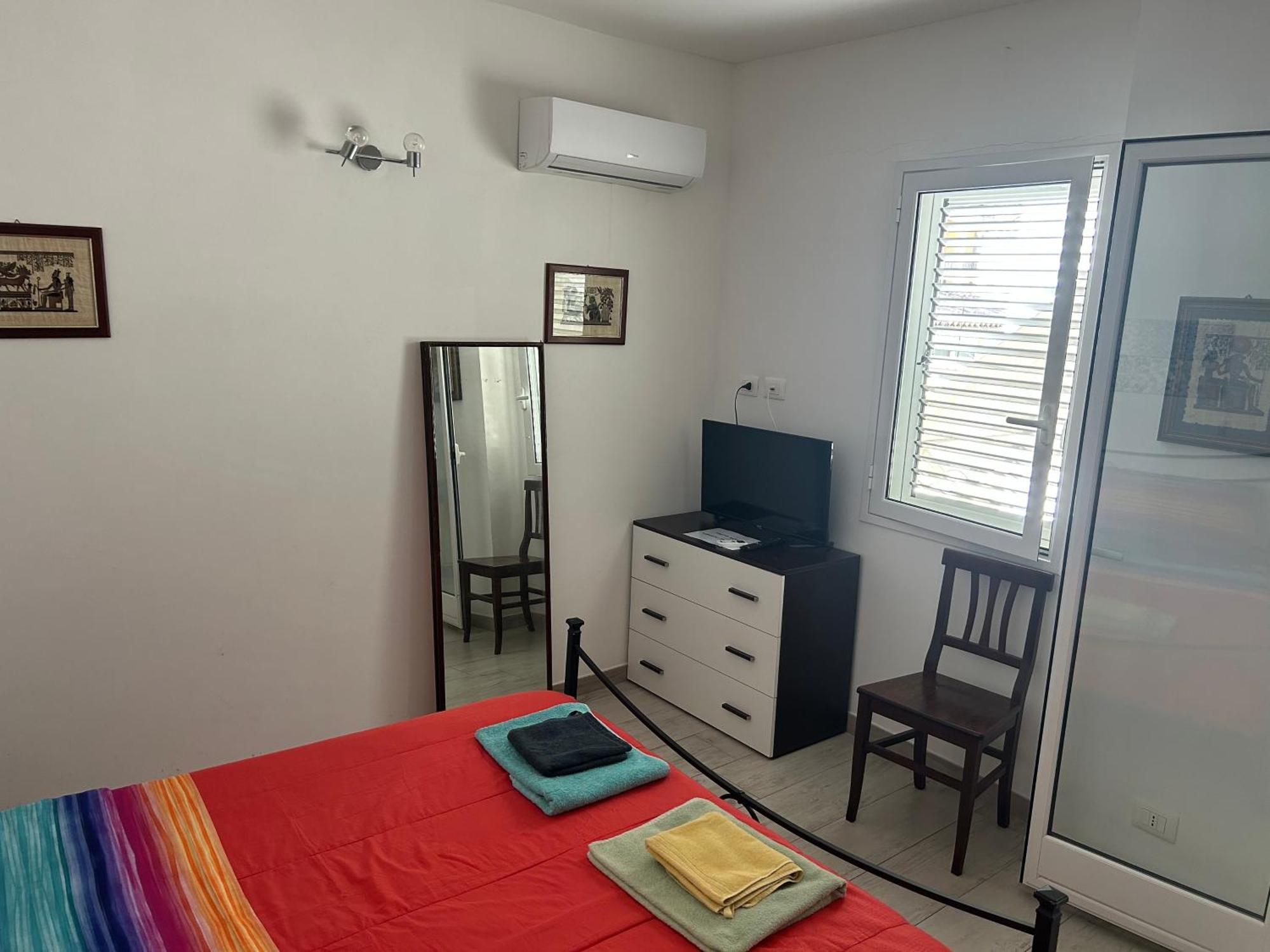 Deni'S Apartments Per 2 Con Veranda Balcone Syracuse Ngoại thất bức ảnh